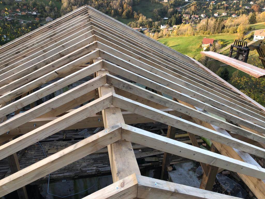 Charpente traditionnelle dans les Vosges : l’alliance de l’artisanat et de la robustesse Charpente traditionnelle dans les Vosges : l’alliance de l’artisanat et de la robustesse